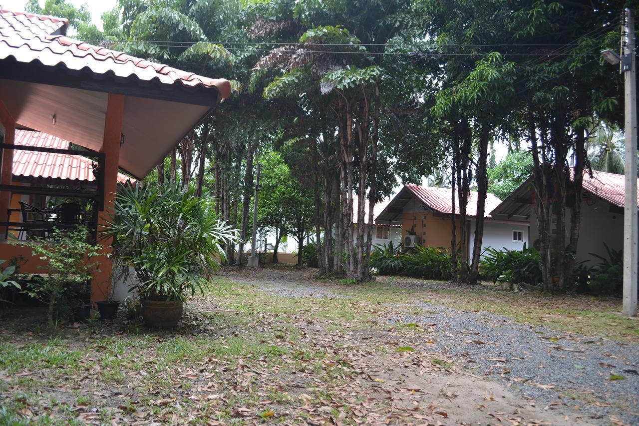 Baan Chid Talay Hotel Koh Chang Exterior photo