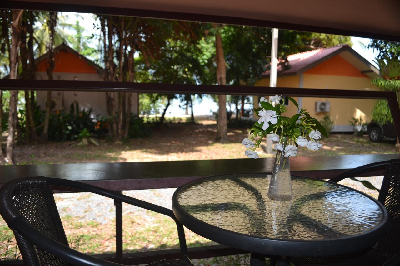 Baan Chid Talay Hotel Koh Chang Exterior photo