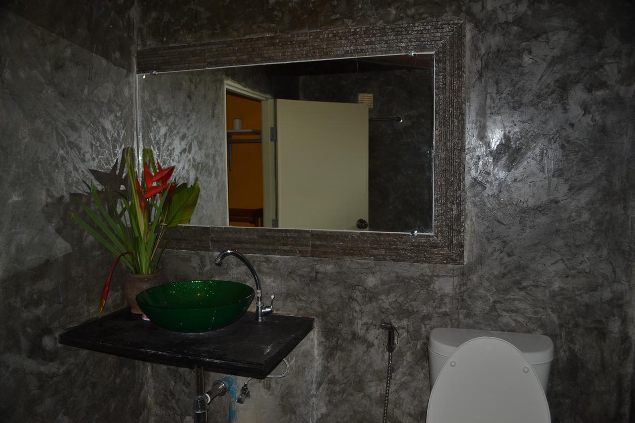 Baan Chid Talay Hotel Koh Chang Exterior photo