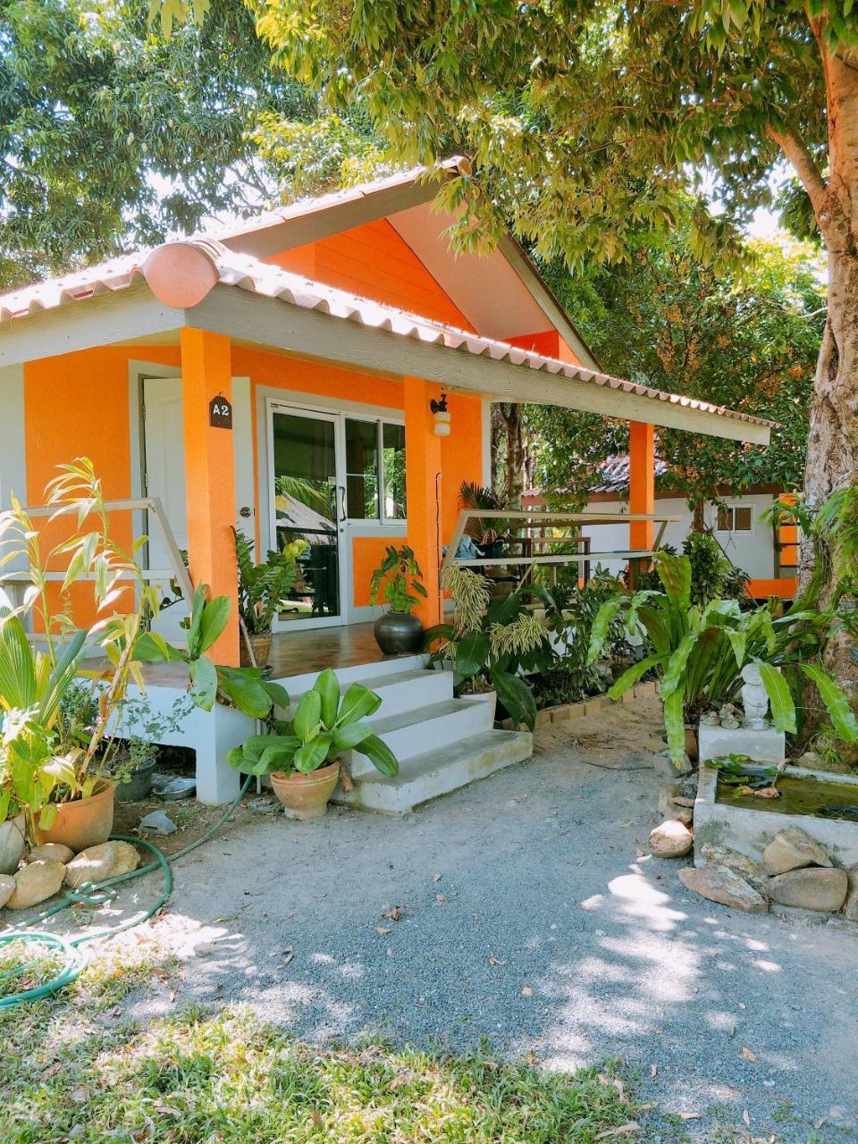 Baan Chid Talay Hotel Koh Chang Exterior photo